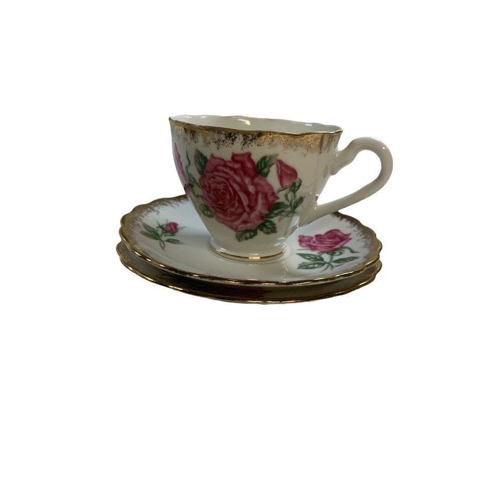 ROYAL STANDARD tea cup and 2 saucers Orleans Rose pink rose teacup England 1940s